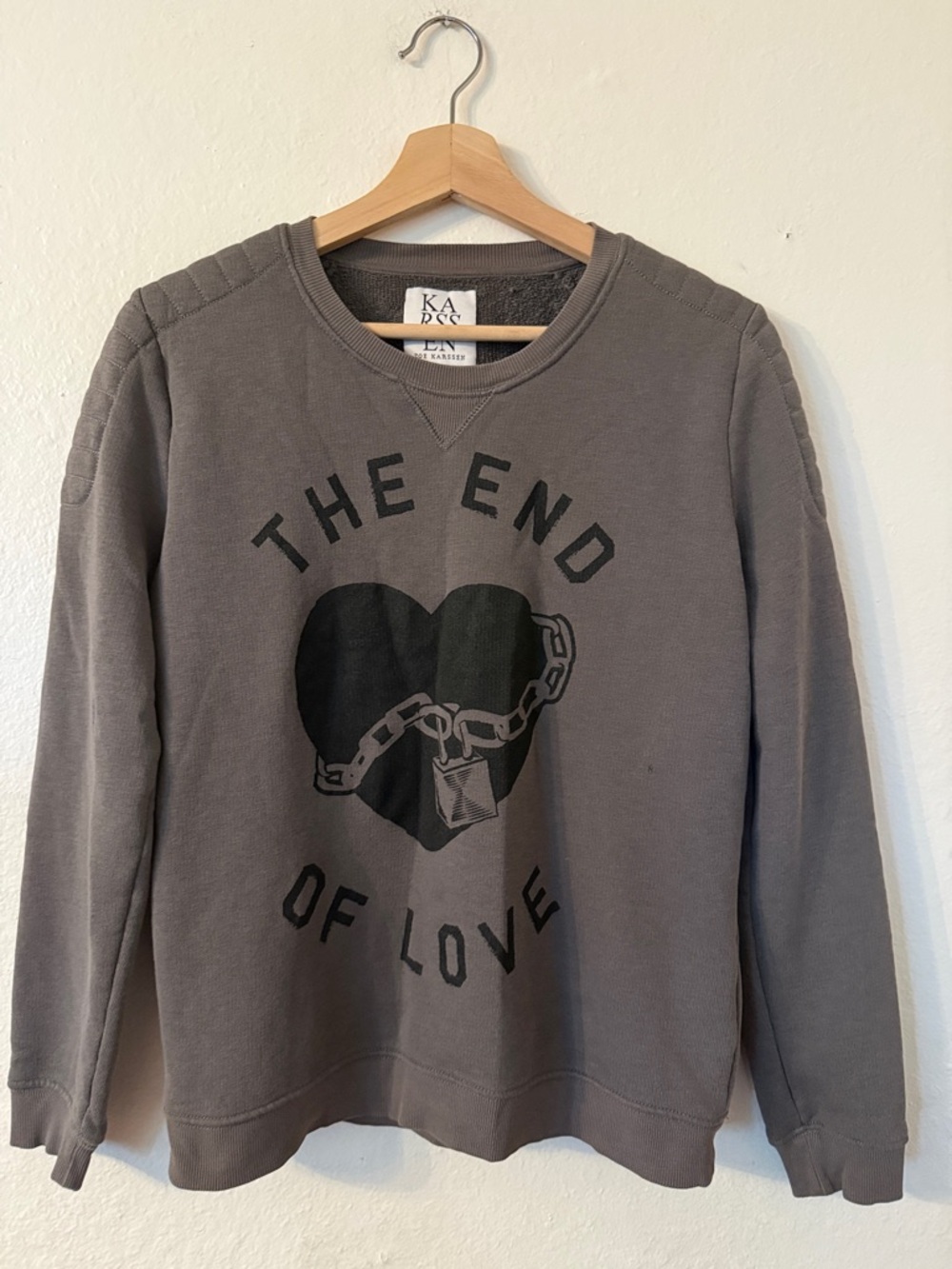 KARSSEN Zoe Karssen Gray Graphic 'The End of Love' Crewneck Sweater Sz M AS IS